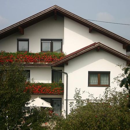 Bed and Breakfast Haus Stuttgart Obernberg am Inn Exterior foto