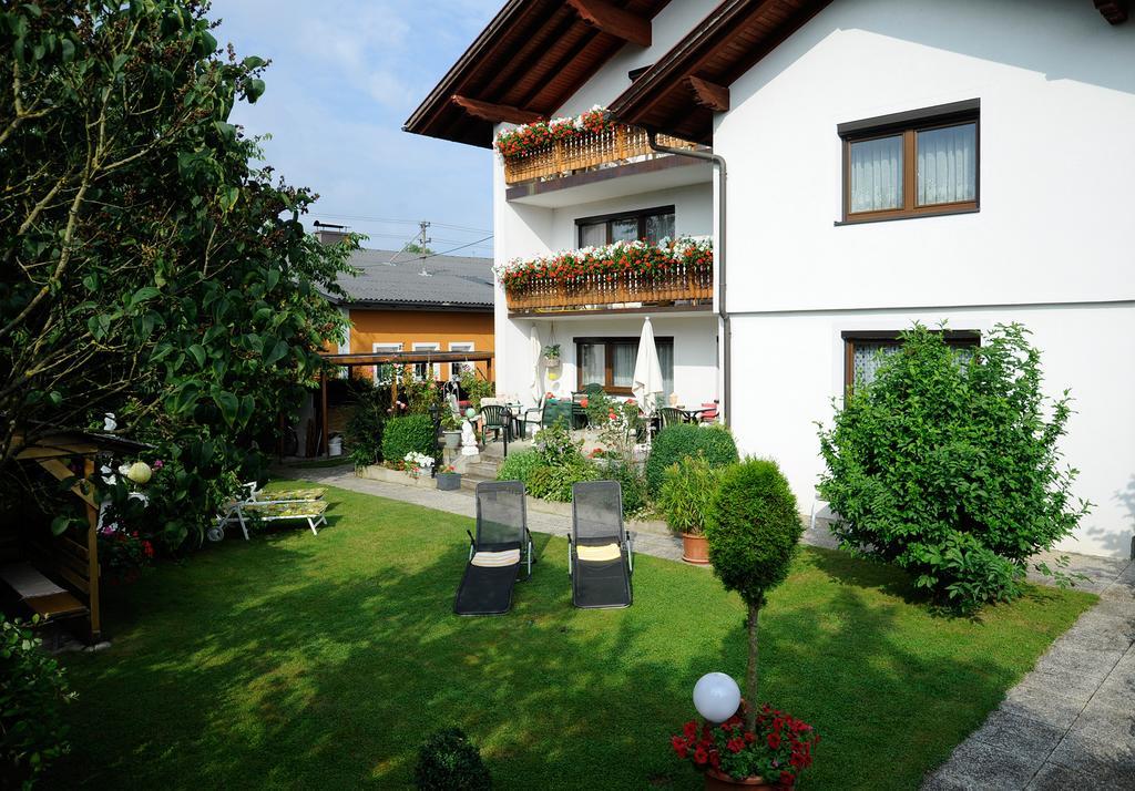 Bed and Breakfast Haus Stuttgart Obernberg am Inn Exterior foto